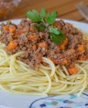 bolonez soslu Spagetti